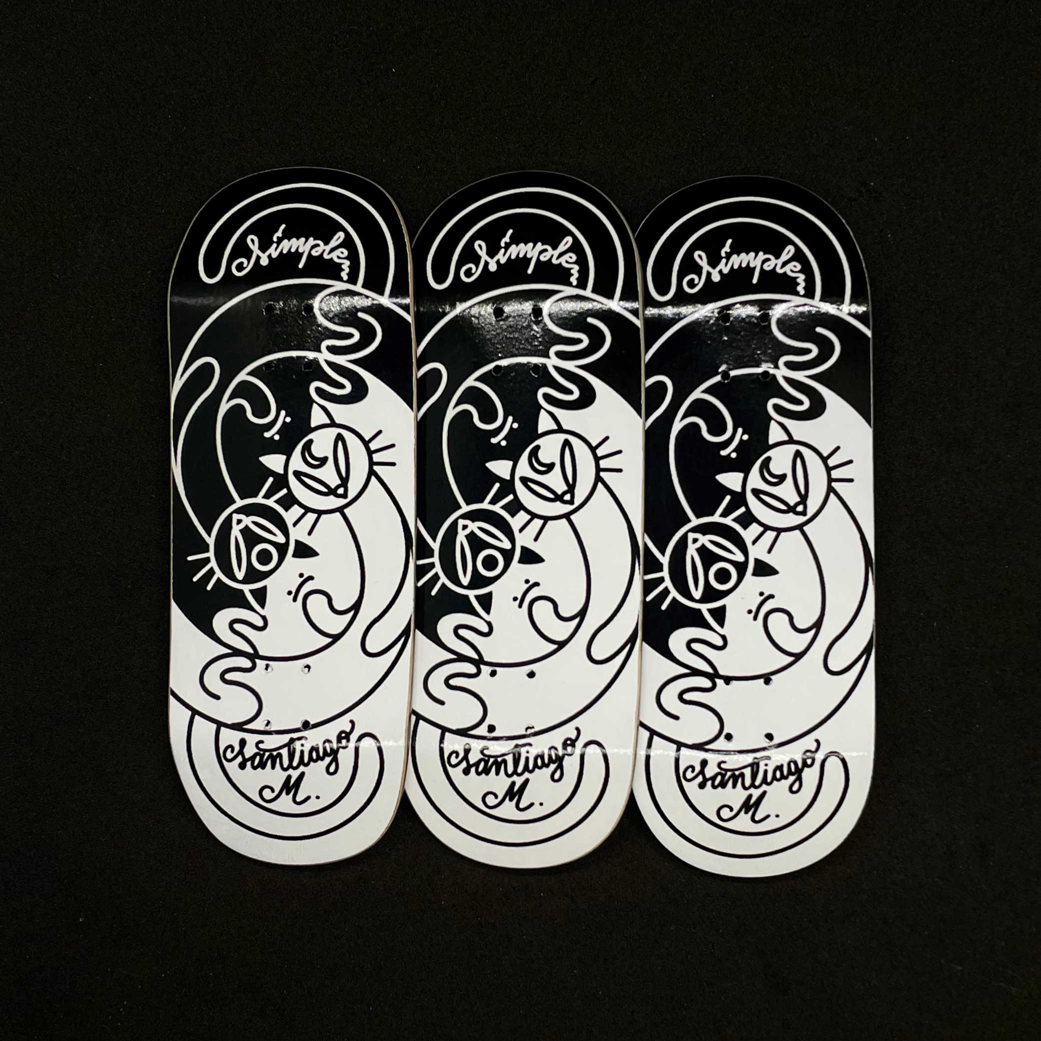 Santiago Mendoza Pro Model 'Duality' (Mild Mold) was designed to pay homage to his cats and the connection they have with him and his girlfriend.
